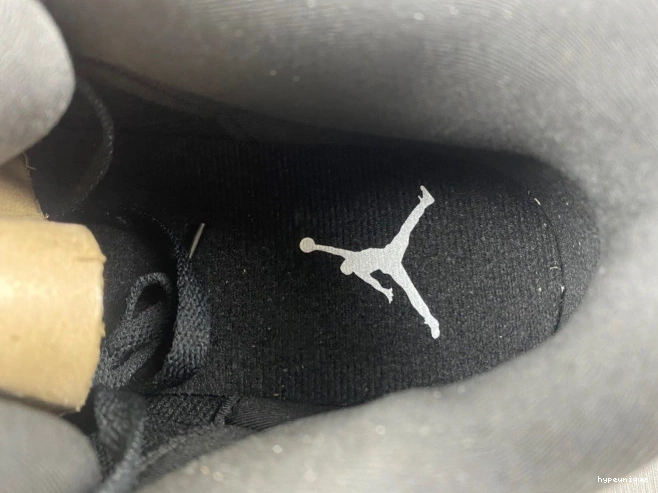 HYPE Monday Jordan 3 (2016) Retro 136064-020 Cyber 0705